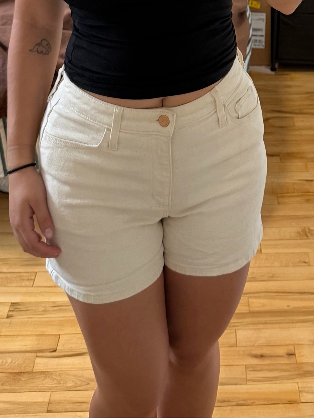 Universal Thread Cream High-Rise Jean Shorts